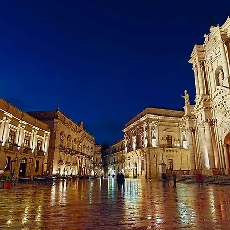 Casa Vacanze Centro Storico Ortigia Holiday home *